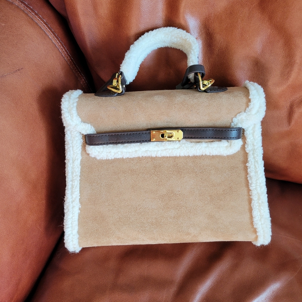 Giarite shearling handbag